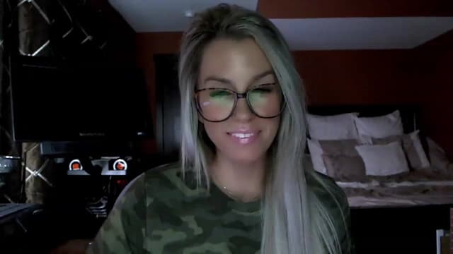 Gallery image thumbnail from Cora9's myfreecams stream on, 01/17/2023, 05:46 image 13 of 20