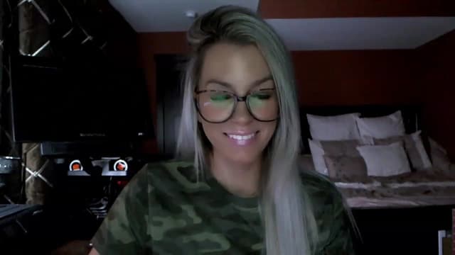 Gallery image thumbnail from Cora9's myfreecams stream on, 01/17/2023, 05:46 image 12 of 20