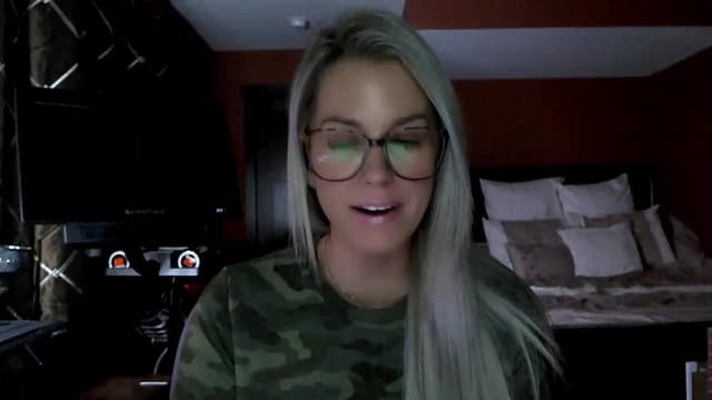 Gallery image thumbnail from Cora9's myfreecams stream on, 01/17/2023, 05:46 image 3 of 20