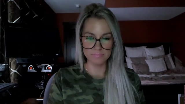 Gallery image thumbnail from Cora9's myfreecams stream on, 01/17/2023, 05:46 image 15 of 20
