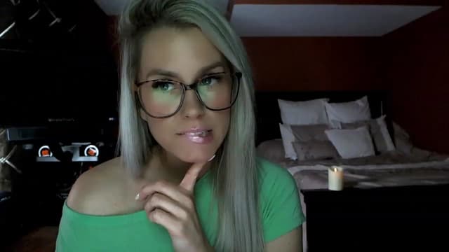 Gallery image thumbnail from Cora9's myfreecams stream on, 01/18/2023, 05:13 image 13 of 20