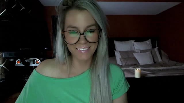 Gallery image thumbnail from Cora9's myfreecams stream on, 01/18/2023, 05:13 image 1 of 20