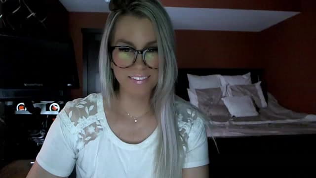 Gallery image thumbnail from Cora9's myfreecams stream on, 01/27/2023, 05:50 image 4 of 20