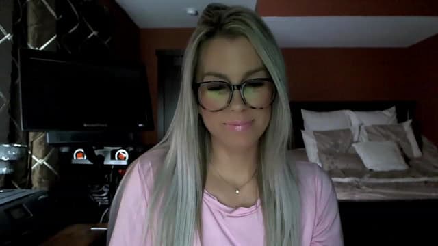 Gallery image thumbnail from Cora9's myfreecams stream on, 01/31/2023, 05:26 image 2 of 20