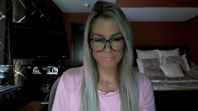 Gallery image thumbnail from Cora9's myfreecams stream on, 01/31/2023, 05:26 image 5 of 20