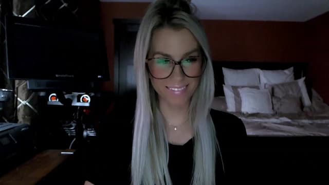 Gallery image thumbnail from Cora9's myfreecams stream on, 02/07/2023, 04:47 image 19 of 20