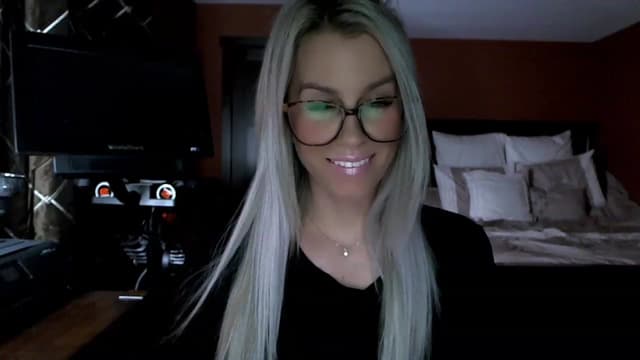 Gallery image thumbnail from Cora9's myfreecams stream on, 02/07/2023, 04:47 image 9 of 20