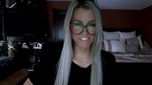 Gallery image thumbnail from Cora9's myfreecams stream on, 02/07/2023, 04:47 image 13 of 20