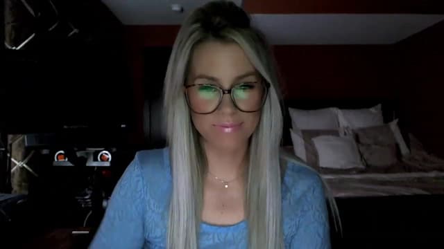 Gallery image thumbnail from Cora9's myfreecams stream on, 02/09/2023, 05:20 image 14 of 20