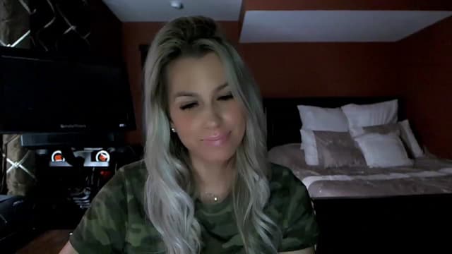 Gallery image thumbnail from Cora9's myfreecams stream on, 02/14/2023, 05:46 image 20 of 20