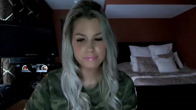Gallery image thumbnail from Cora9's myfreecams stream on, 02/14/2023, 05:46 image 15 of 20