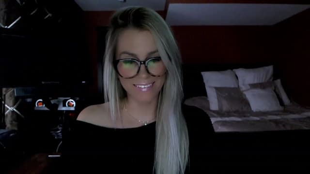 Gallery image thumbnail from Cora9's myfreecams stream on, 02/15/2023, 06:20 image 12 of 20