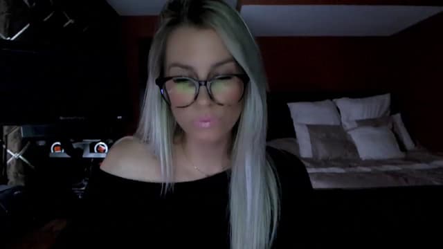 Gallery image thumbnail from Cora9's myfreecams stream on, 02/15/2023, 06:20 image 20 of 20