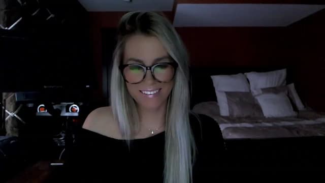 Gallery image thumbnail from Cora9's myfreecams stream on, 02/15/2023, 06:20 image 11 of 20