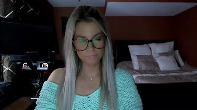Gallery image thumbnail from Cora9's myfreecams stream on, 02/16/2023, 05:19 image 5 of 20