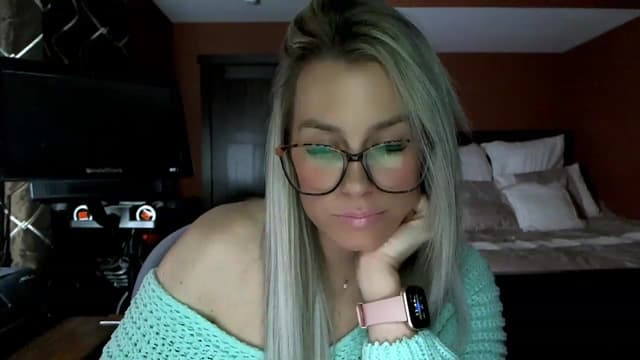 Gallery image thumbnail from Cora9's myfreecams stream on, 02/16/2023, 06:00 image 11 of 20