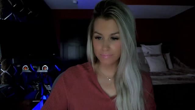 Gallery image thumbnail from Cora9's myfreecams stream on, 03/01/2023, 06:13 image 10 of 20