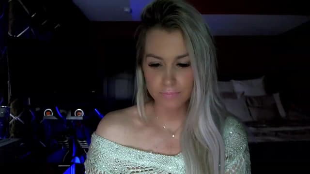 Gallery image thumbnail from Cora9's myfreecams stream on, 03/02/2023, 05:35 image 14 of 20
