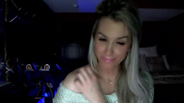 Gallery image thumbnail from Cora9's myfreecams stream on, 03/02/2023, 05:35 image 2 of 20