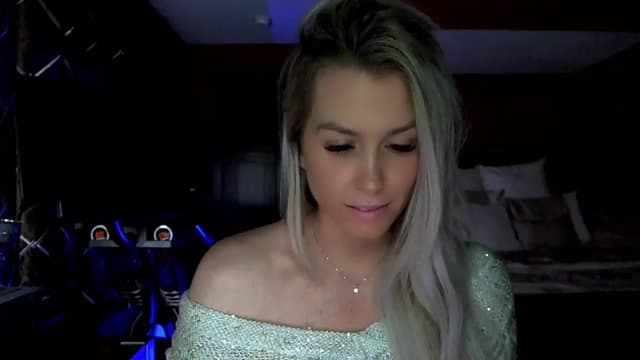 Gallery image thumbnail from Cora9's myfreecams stream on, 03/02/2023, 05:35 image 15 of 20