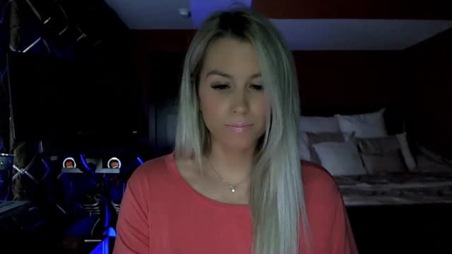 Gallery image thumbnail from Cora9's myfreecams stream on, 03/03/2023, 04:46 image 6 of 20