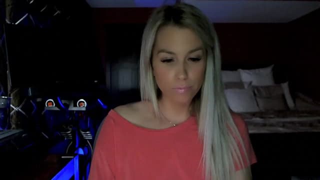 Gallery image thumbnail from Cora9's myfreecams stream on, 03/03/2023, 06:20 image 7 of 20