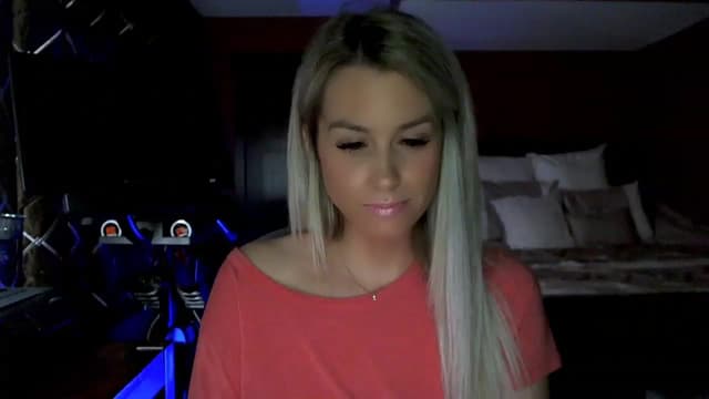 Gallery image thumbnail from Cora9's myfreecams stream on, 03/03/2023, 06:20 image 9 of 20