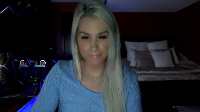 Gallery image thumbnail from Cora9's myfreecams stream on, 03/08/2023, 05:44 image 2 of 20