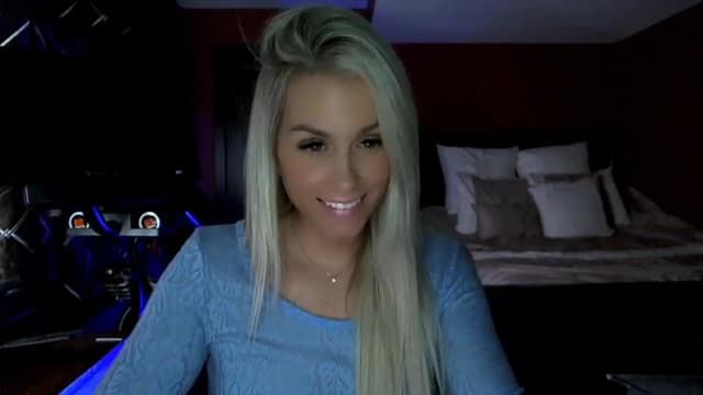 Gallery image thumbnail from Cora9's myfreecams stream on, 03/08/2023, 05:44 image 14 of 20