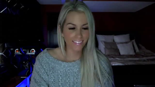 Gallery image thumbnail from Cora9's myfreecams stream on, 03/09/2023, 07:08 image 14 of 20