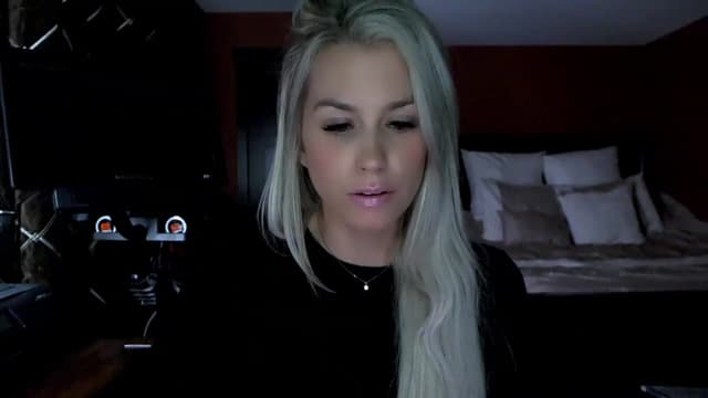 Gallery image thumbnail from Cora9's myfreecams stream on, 03/14/2023, 04:29 image 9 of 20