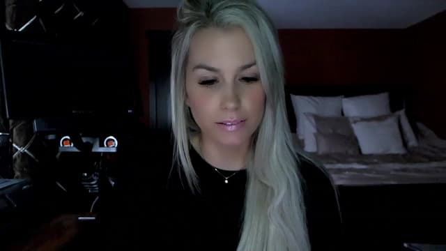 Gallery image thumbnail from Cora9's myfreecams stream on, 03/14/2023, 04:29 image 10 of 20