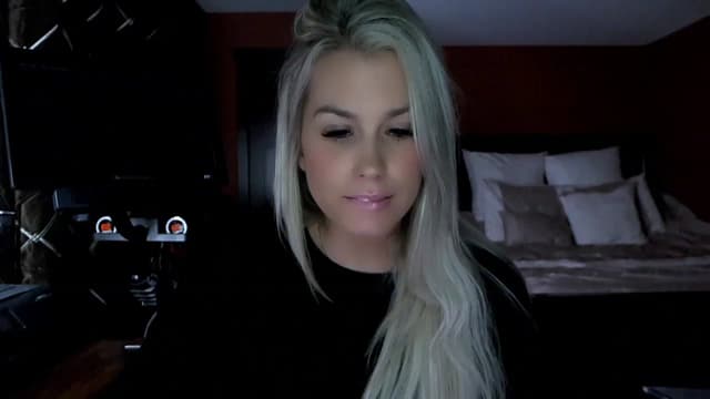 Gallery image thumbnail from Cora9's myfreecams stream on, 03/14/2023, 04:29 image 19 of 20
