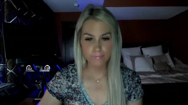 Gallery image thumbnail from Cora9's myfreecams stream on, 03/16/2023, 04:55 image 11 of 20