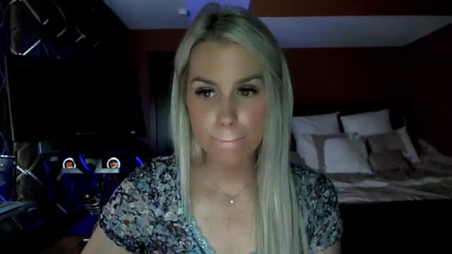 Gallery image thumbnail from Cora9's myfreecams stream on, 03/16/2023, 04:55 image 10 of 20