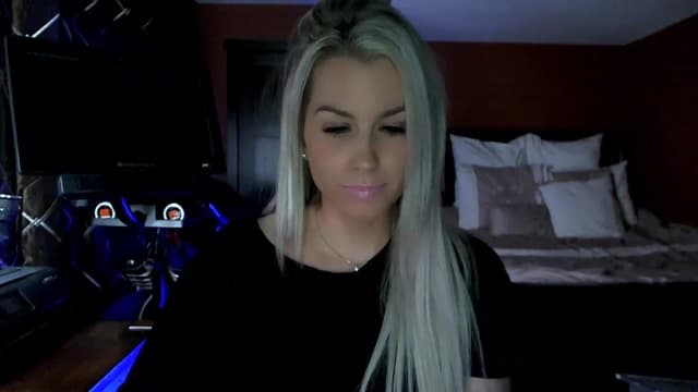 Gallery image thumbnail from Cora9's myfreecams stream on, 03/21/2023, 05:05 image 3 of 20