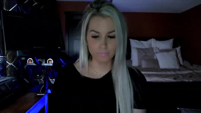 Gallery image thumbnail from Cora9's myfreecams stream on, 03/21/2023, 05:05 image 4 of 20
