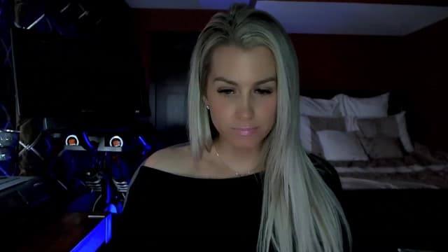 Gallery image thumbnail from Cora9's myfreecams stream on, 03/22/2023, 06:08 image 4 of 20