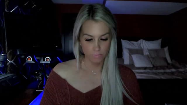 Gallery image thumbnail from Cora9's myfreecams stream on, 03/24/2023, 05:33 image 3 of 20