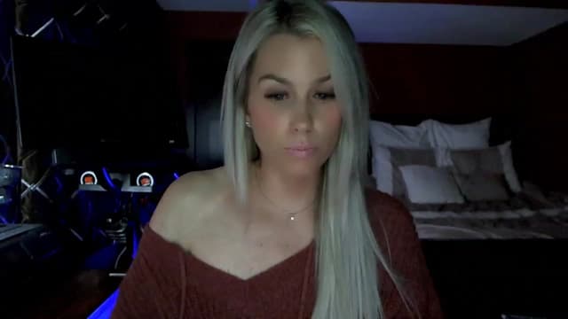 Gallery image thumbnail from Cora9's myfreecams stream on, 03/24/2023, 05:33 image 6 of 20