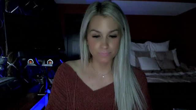 Gallery image thumbnail from Cora9's myfreecams stream on, 03/24/2023, 05:33 image 12 of 20