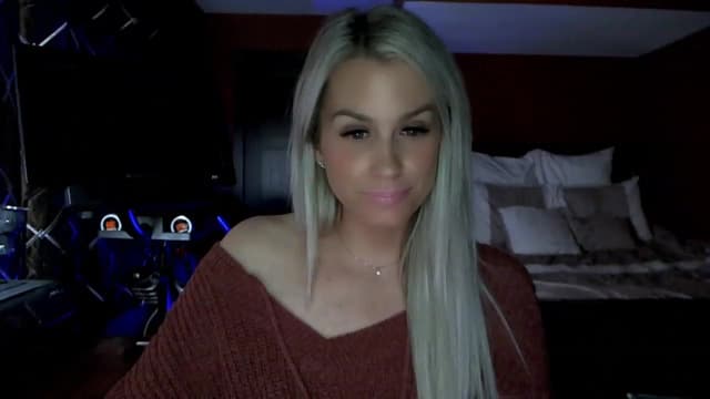 Gallery image thumbnail from Cora9's myfreecams stream on, 03/24/2023, 05:33 image 16 of 20