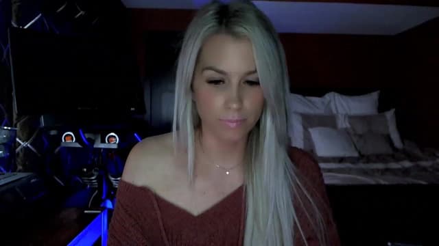 Gallery image thumbnail from Cora9's myfreecams stream on, 03/24/2023, 06:01 image 5 of 20