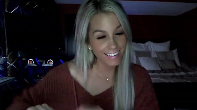 Gallery image thumbnail from Cora9's myfreecams stream on, 03/24/2023, 06:01 image 17 of 20