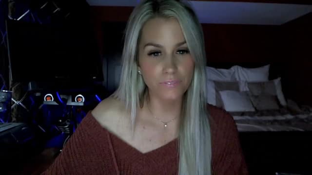 Gallery image thumbnail from Cora9's myfreecams stream on, 03/24/2023, 06:01 image 18 of 20