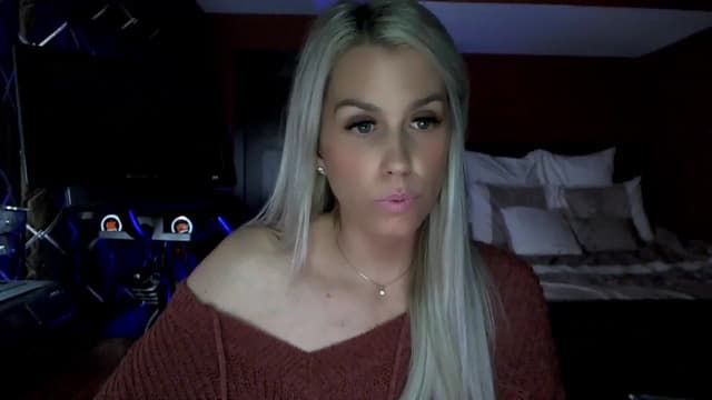 Gallery image thumbnail from Cora9's myfreecams stream on, 03/24/2023, 06:01 image 12 of 20
