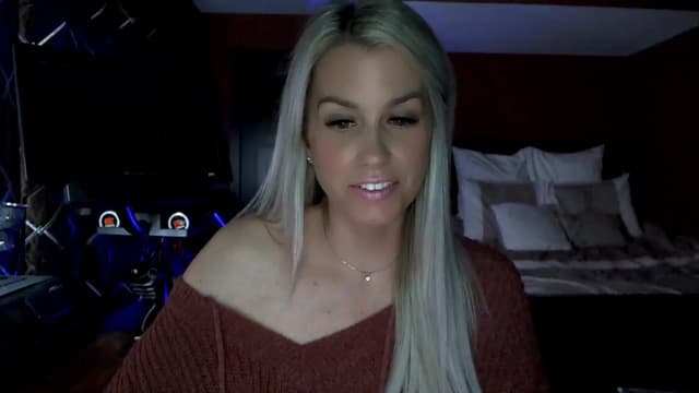 Gallery image thumbnail from Cora9's myfreecams stream on, 03/24/2023, 06:01 image 13 of 20