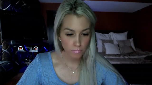 Gallery image thumbnail from Cora9's myfreecams stream on, 03/28/2023, 05:21 image 12 of 20