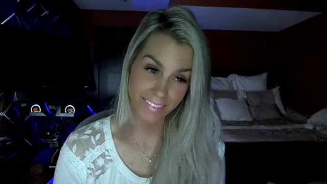 Gallery image thumbnail from Cora9's myfreecams stream on, 04/05/2023, 05:04 image 3 of 20