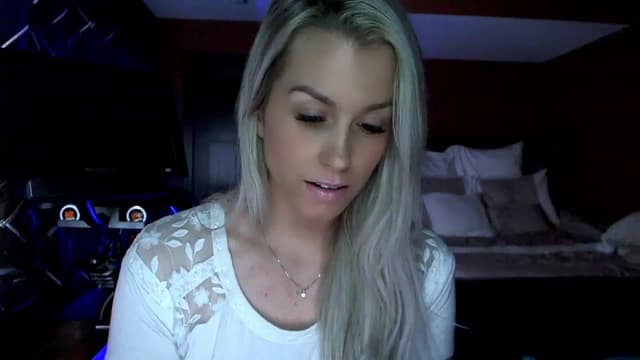 Gallery image thumbnail from Cora9's myfreecams stream on, 04/05/2023, 05:04 image 19 of 20